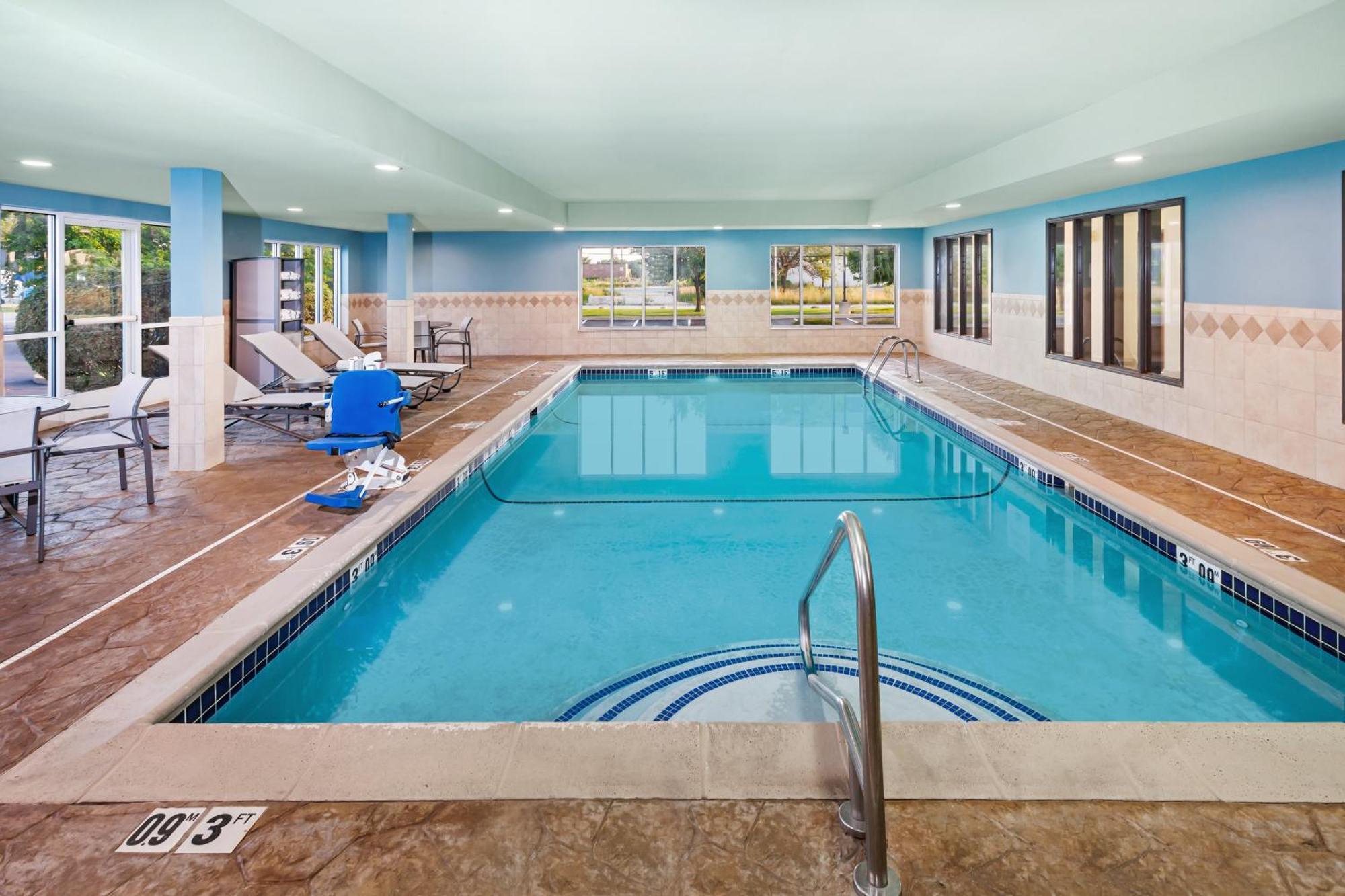 Holiday Inn Express Hotel & Suites Chicago South Lansing By Ihg Luaran gambar
